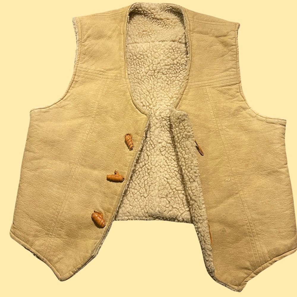 Vintage sheepskin vest western
